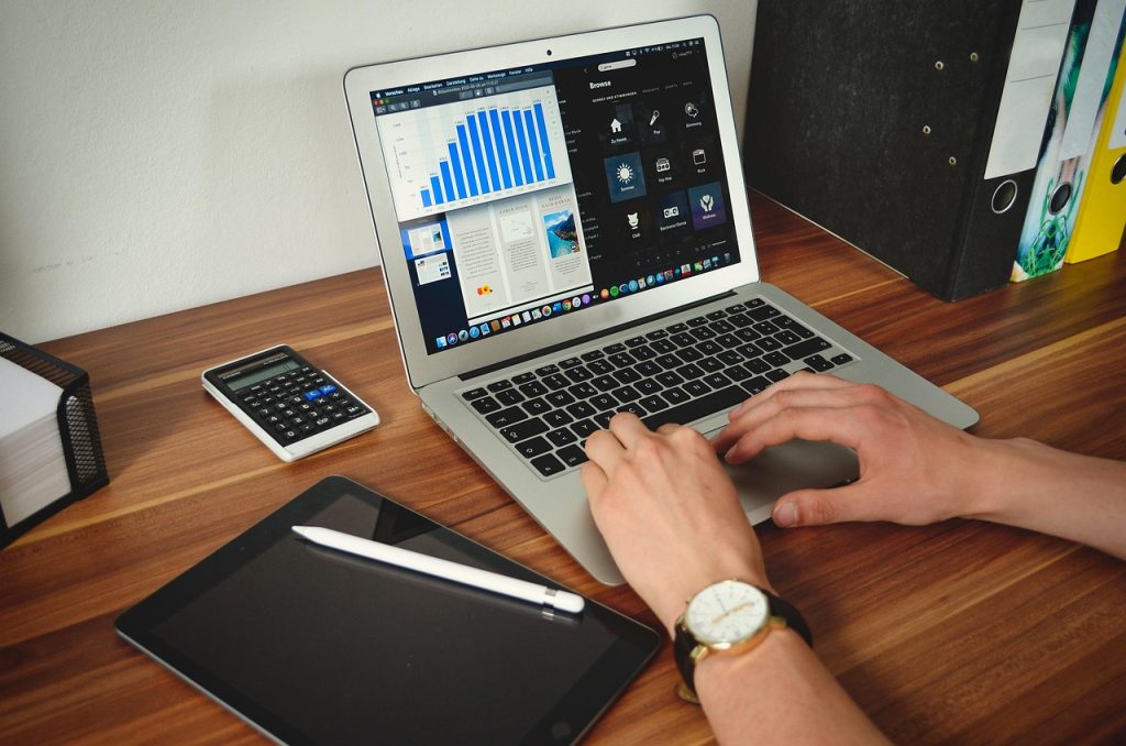 student, work, office, desk, business, computer, laptop, technology, digital, tablet, ipad, apple, macbook, writing, workstation, homeoffice, brown tablet, workstation, workstation, workstation, workstation, workstation